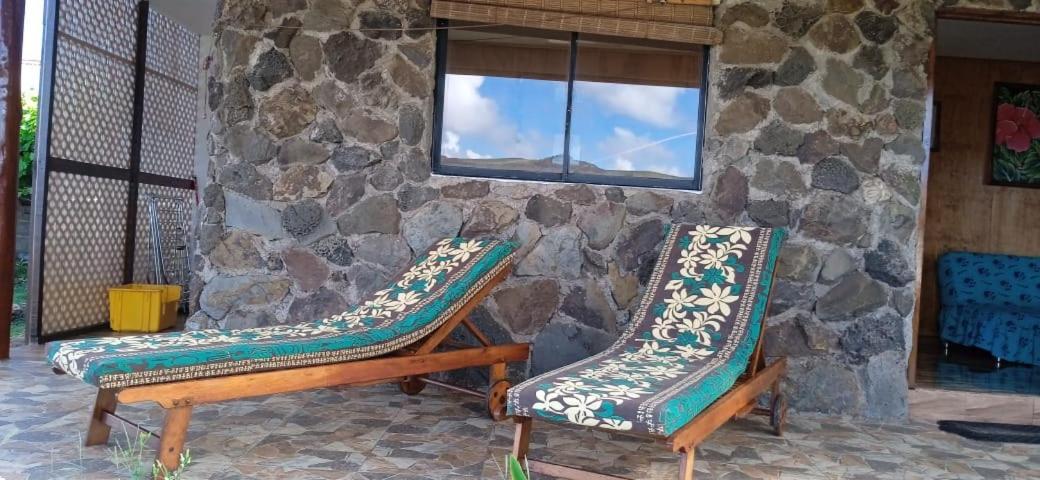 Cabanas & Hostal Tojika Hanga Roa Exterior foto